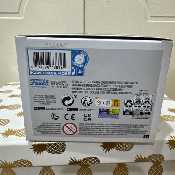 Funko Pop! Movies Truck ‘R Treat:Sam (Flocked) Spirit Halloween(Exclusive) #1426 - Picture 2 of 3